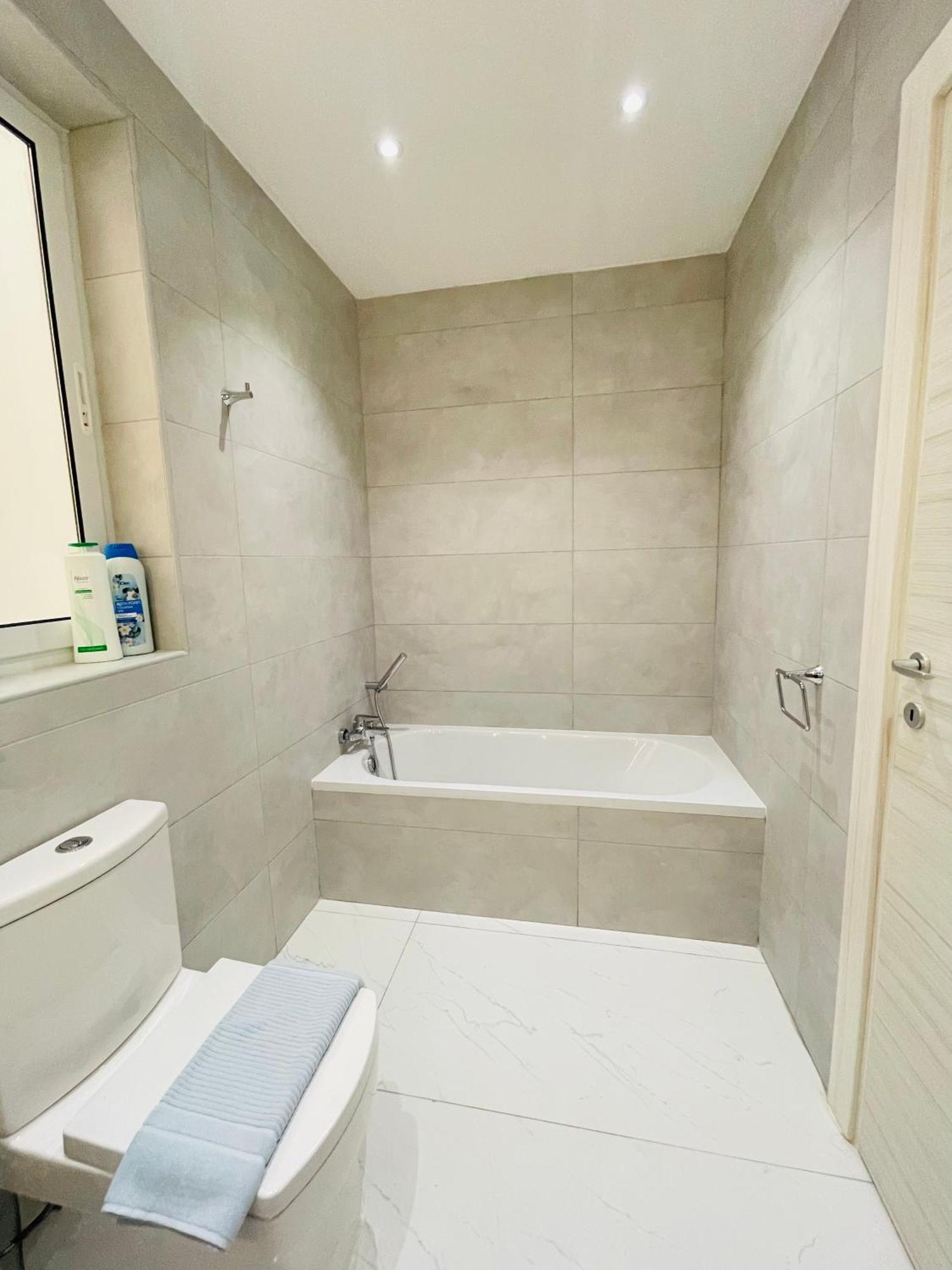 סיינט פול ביי Blu Mar Sea View Apartments מראה חיצוני תמונה