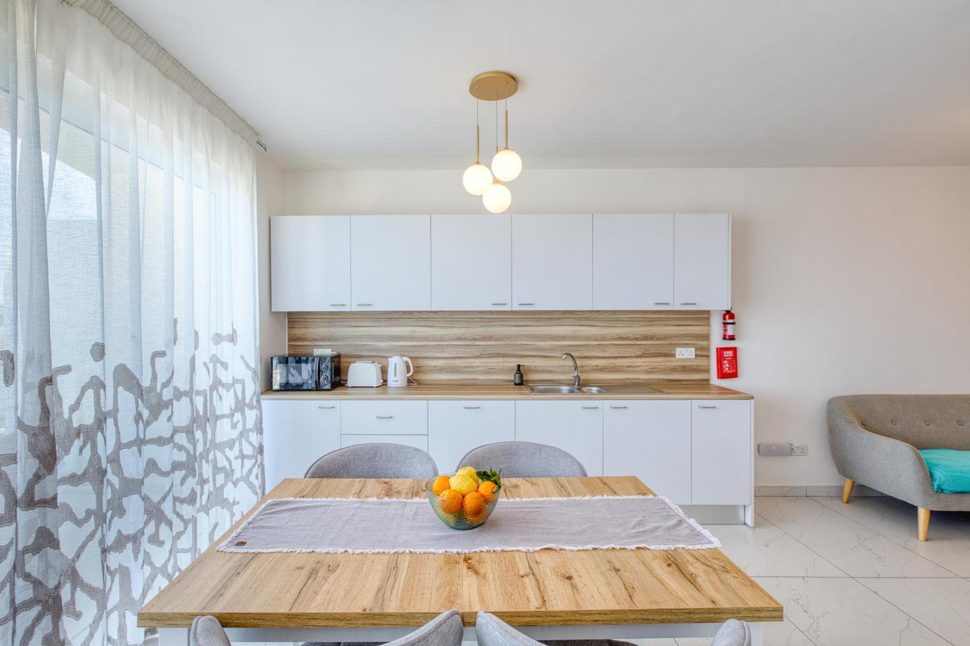 סיינט פול ביי Blu Mar Sea View Apartments מראה חיצוני תמונה